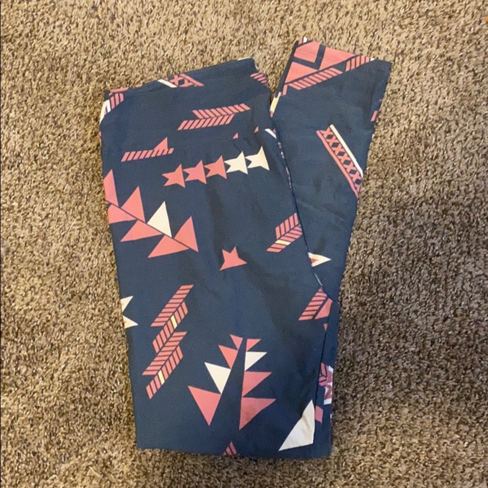 LulaRoe TC leggings NWOT